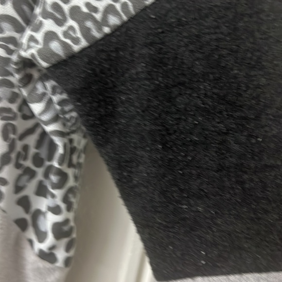 Grey Color Blocking Leopard Top From- Staccato Size- medium - Picture 8 of 8